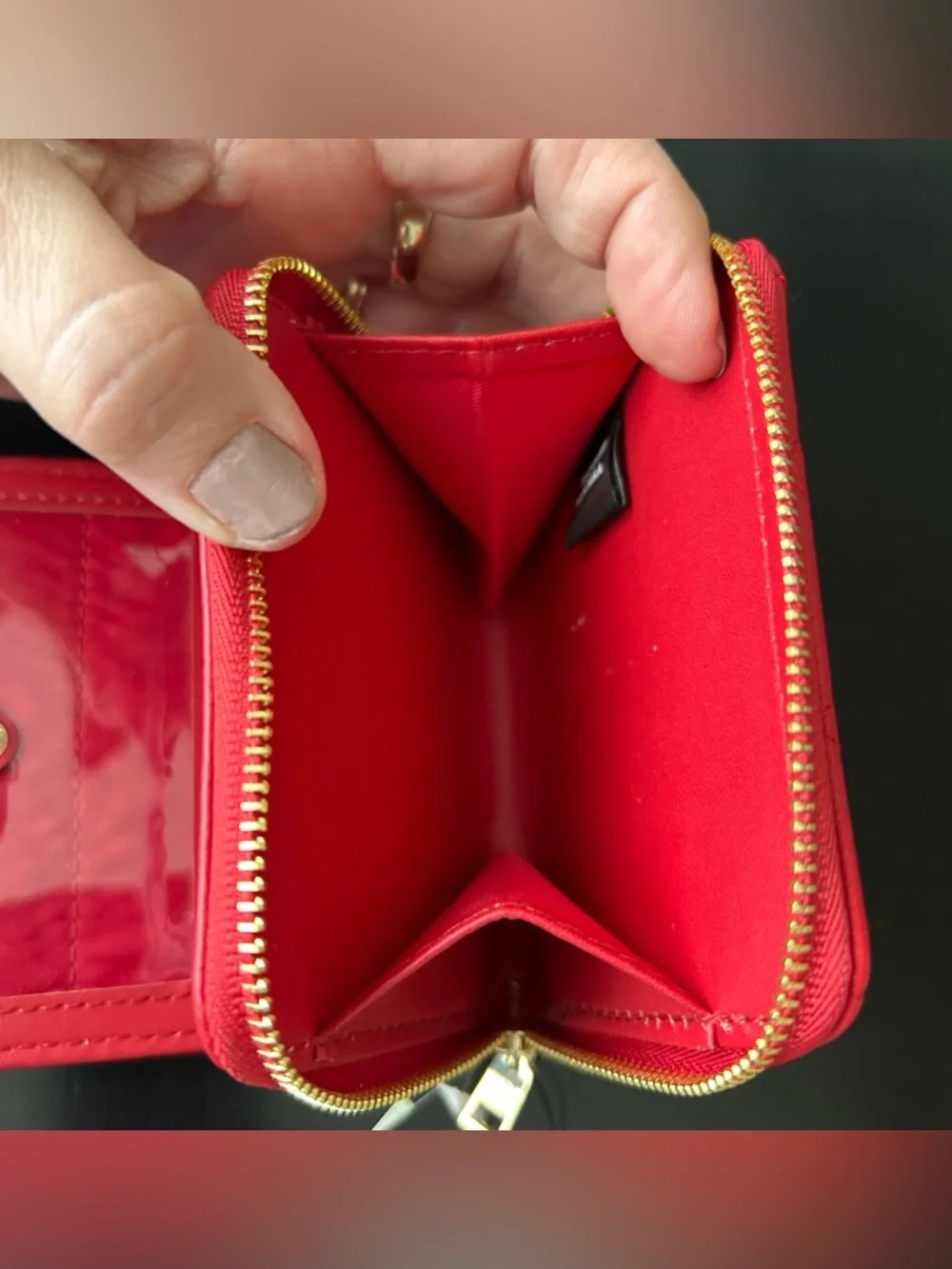 Badgley Mischka Red Card & Coin Purse Zip Around wallet Logo NWT MSRP 49.00